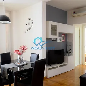 Your Retreat Near San Giovanni Apartament